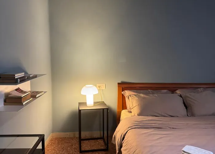 Veronaeasyapartments * ורונה