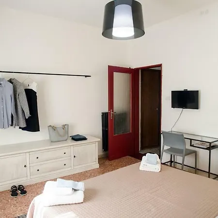 아파트 Veronaeasyapartments 베로나